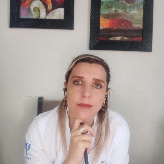 Dra. Vanessa Carolina De Oliveira Silva
