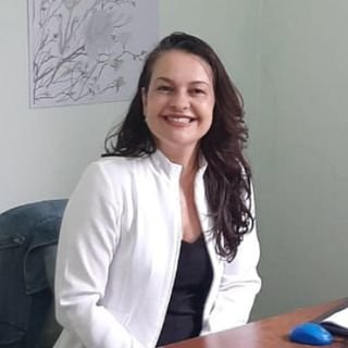 Dra. Laise Coelho de Barros