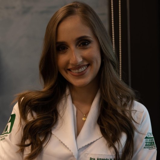 Dra. Amanda Maria Reis dos Santos