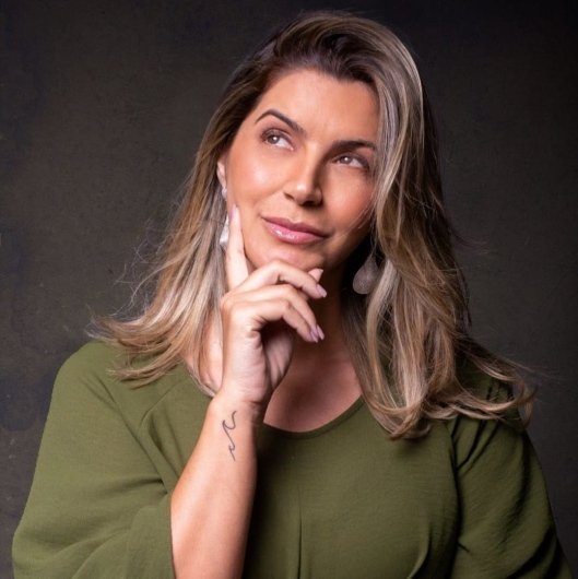 Adriana M. T. Teixeira