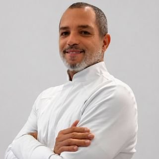 Dr. Marcus Vinicius Torres