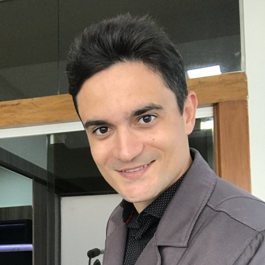 Dr. Thiago Silva Santos