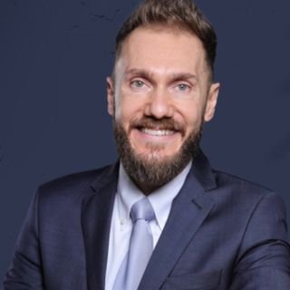 Dr. André Antunes Bertelli