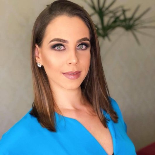 Prof. Ana Mayra B. Munhoz