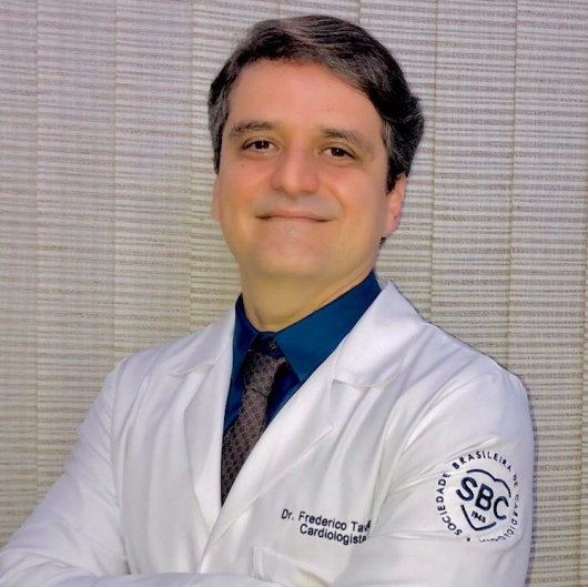 Dr. Frederico Tavares