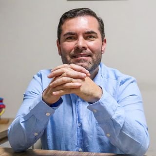 Dr. Fábio Lourenço Moraes
