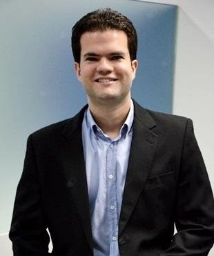 Dr. Thiago Ayres Holanda