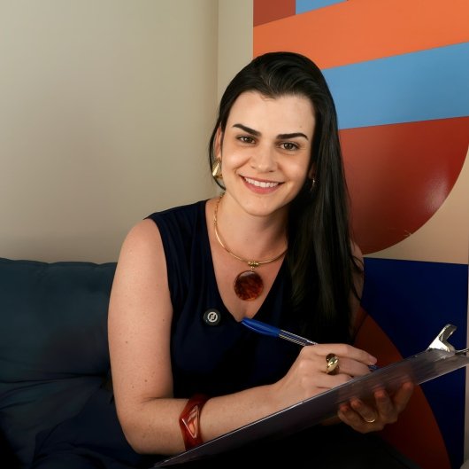 Dra. Ana Paula Ávila de Oliveira