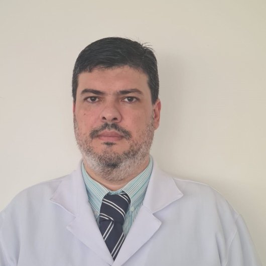 Dr. Tiago Soares Bisogno