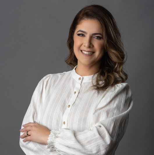 Dra. Jaqueline Guerreiro Da Rocha