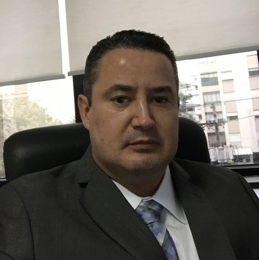Dr. Carlos Henrique Rodrigues Dos Santos