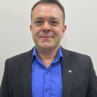 Dr. Hamilton Grosmann