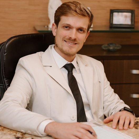 Dr. Vinícius Malatesta Lana