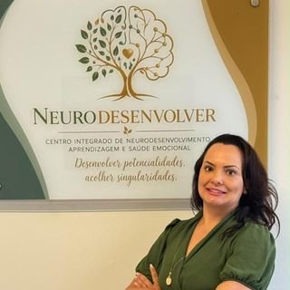 Dra. Andriele Franco Pereira