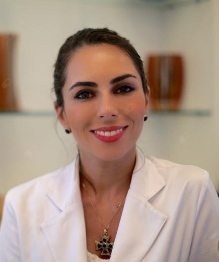 Dra. Simone Bertoldi