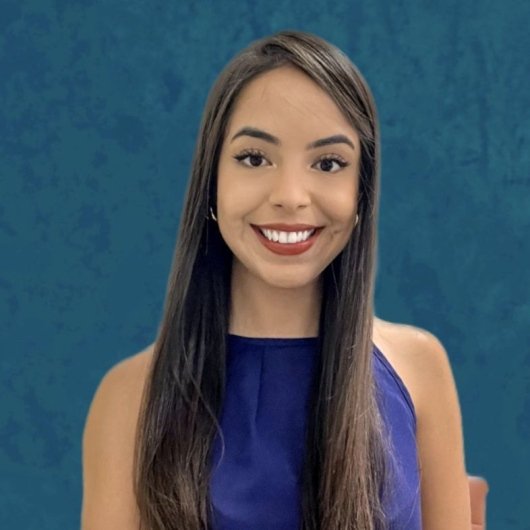 Dra. Geovana Freire