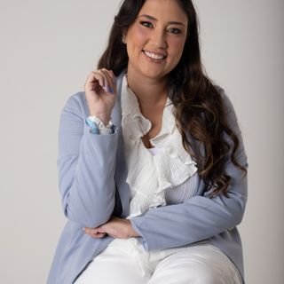 Dra. Vivian França