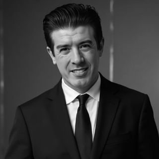 Dr. Mario Junqueira