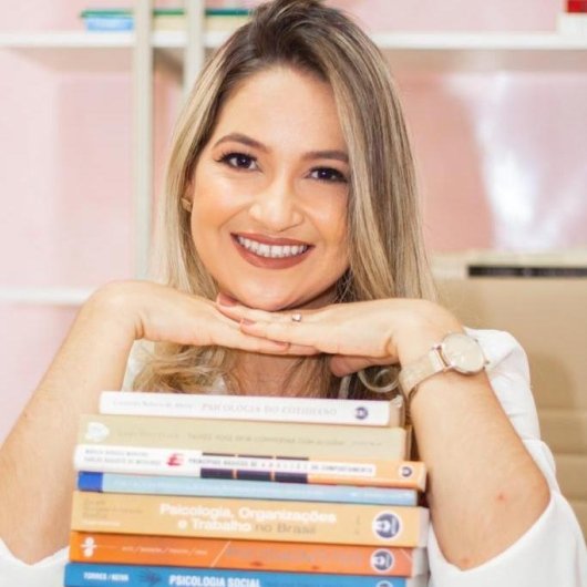 Fabiana Pontes