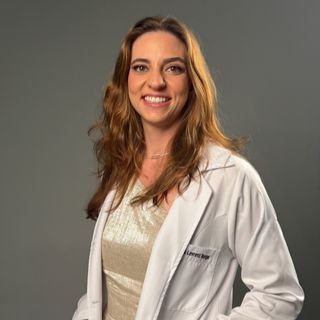 Dra. Ana Lavratti Borga