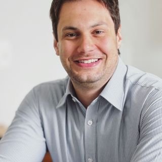 Dr. André Costi