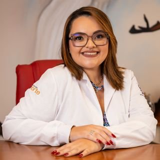 Ana Clara de Castro Menezes