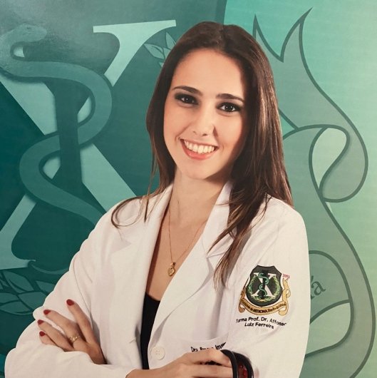 Dra. Bruna Invernise Agudo Romão