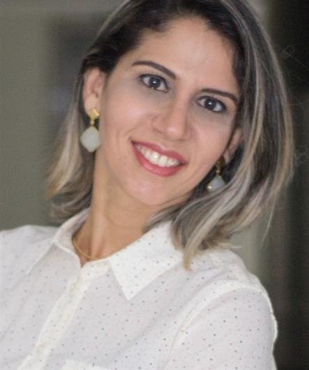 Adna Fabíola Guimarães Teixeira Fontenele