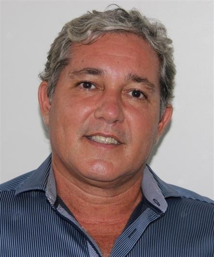 Dr. Airton Tadeu Barros Munhos