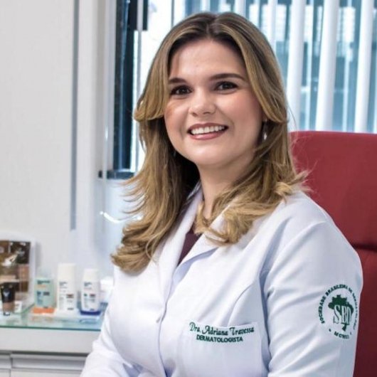 Dra. Adriana Cardoso Travessa