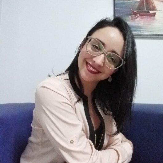 Cintia Couto Araujo Galvão