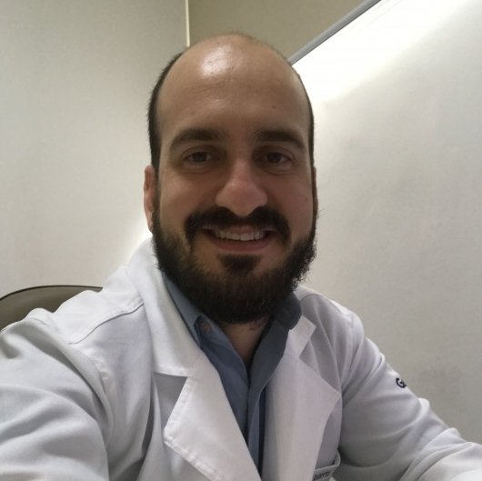 Dr. Roberto Andrade