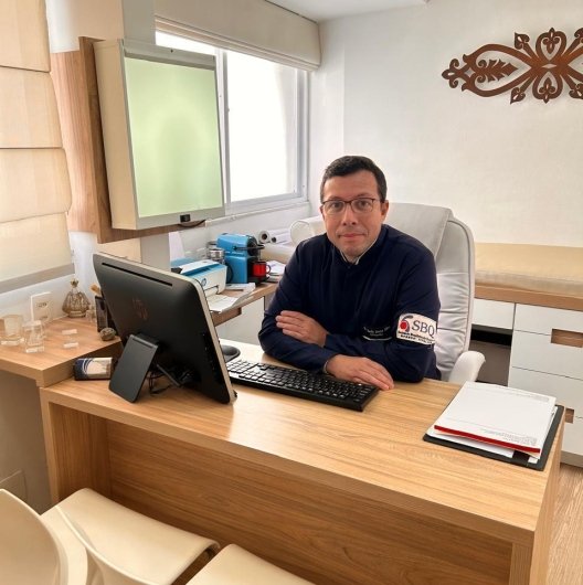 Dr. André Souza Lima