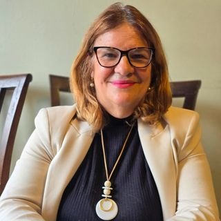 Dra. Rita Aparecida Longo Russo