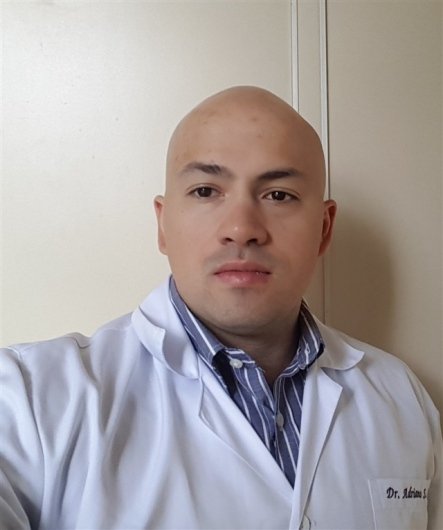Dr. Adriano Silva Farah