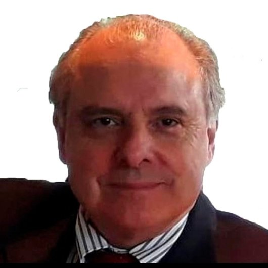 Dr. Lannes Alberto de Vasconcellos Oliveira