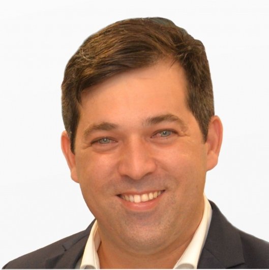 Dr. Breno Torres
