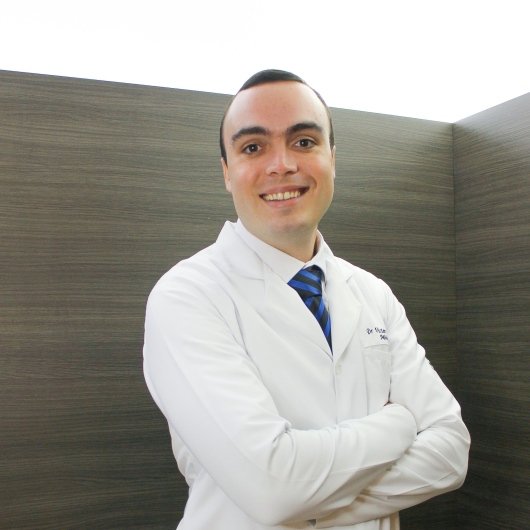 Dr. Victor Siciliano Soares