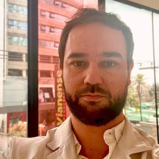 Dr. Diego Toebe