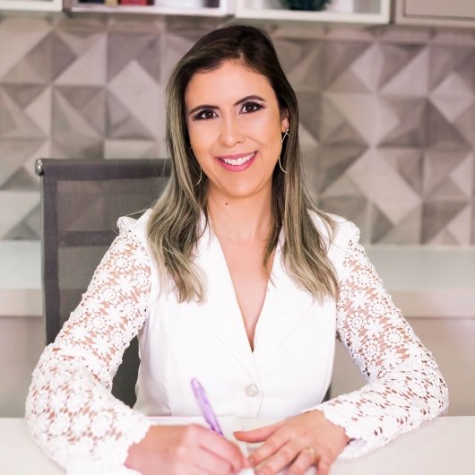 Dra. Simone Franco Nascimento