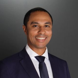 Dr. Vinicius Renan Lima Dias