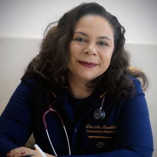Dra. Ana Karolina Mariano Ferreira