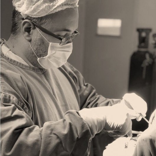 Dr. Eduardo Pedrolo Silveira