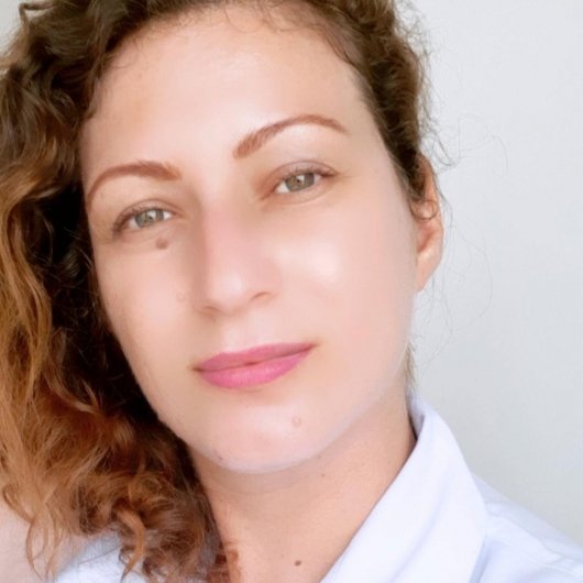 Dra. Daiana Mara Correia