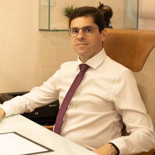 Dr. Rodrigo Farias