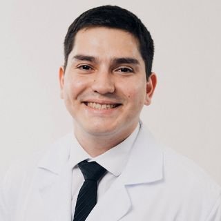 Dr. Gustavo Mesquita