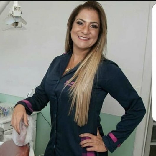 Dra. Kenia Mundim