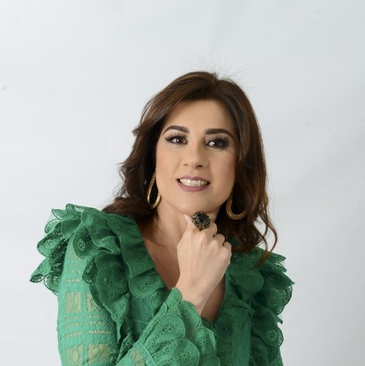 Dra. Hellen Virgínia Teotonio Palitot de Almeida