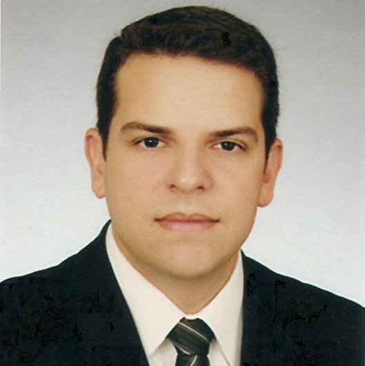 Dr. André Moreira Santana