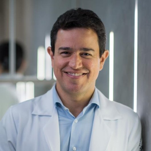 Dr. Renato Áttila Macedo Souza
